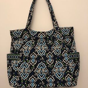 Vera Bradley Ink Blue Tote (Fall 2014 pattern)
